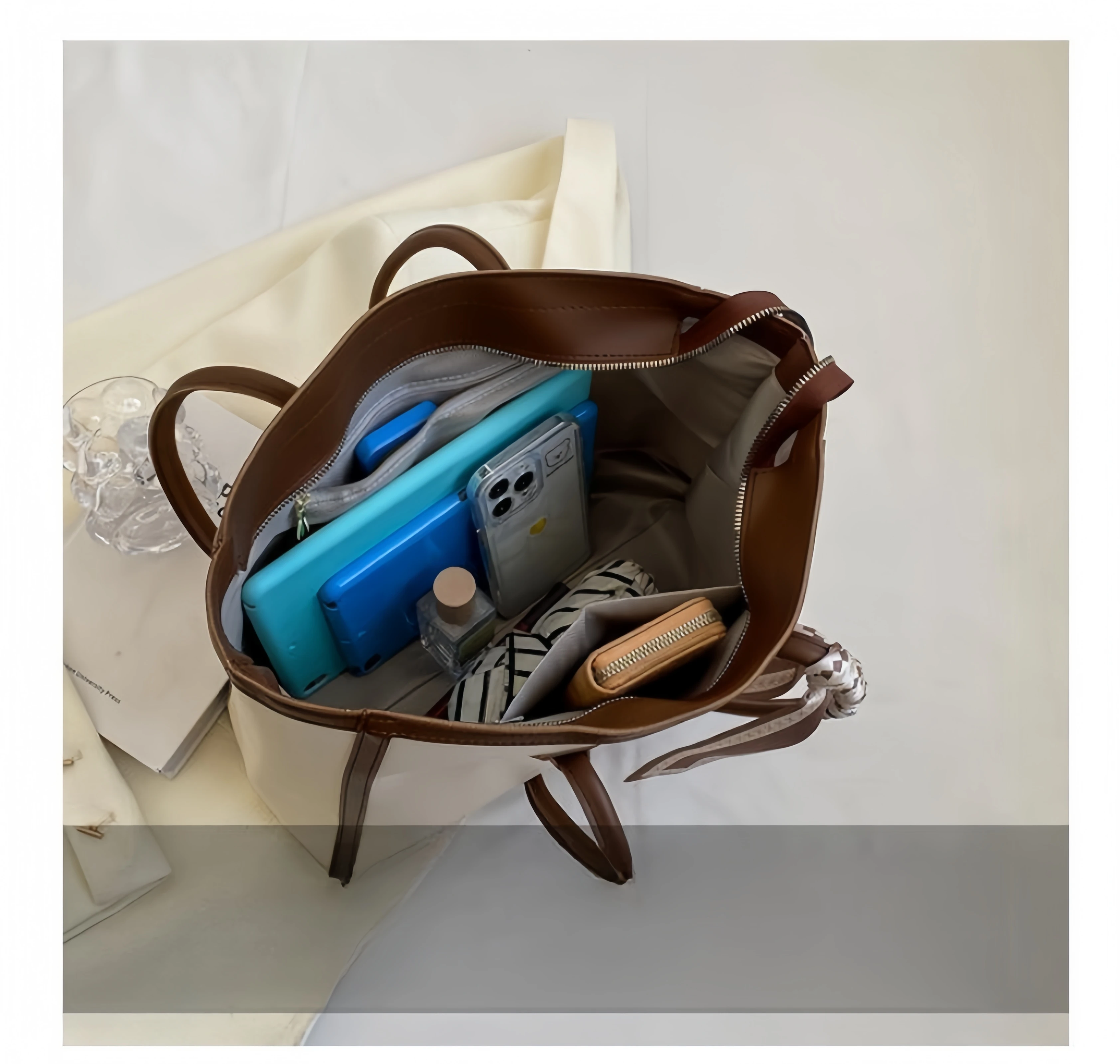 Student Large Capacity Bag for Women 2024 New High Quality Commuter Bag Fashion Versatile One Shoulder Tote Bag Shopping Bag