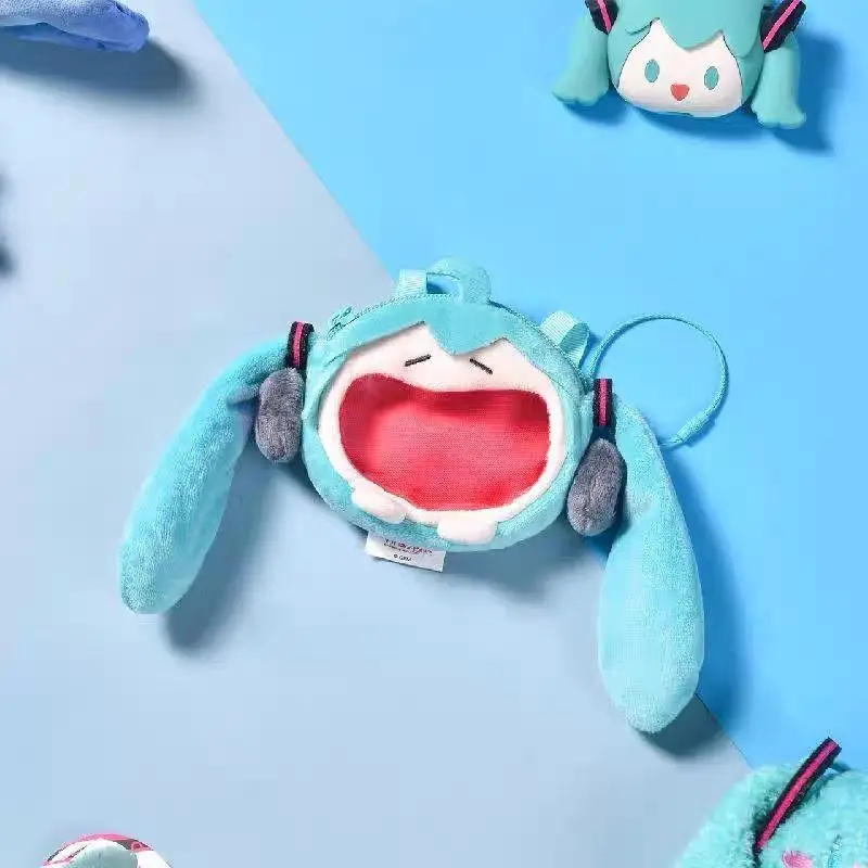

Новая популярная Милая мини-сумка Hatsune Miku, забавная подвесная цепь, плюшевая сумка для гарнитуры на молнии, маленькая сумка для хранения, дизайнерский подарок для друзей
