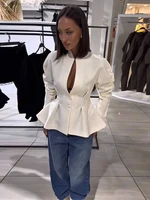 Manteaux Élégants à Volants pour Femmes, Vestes Creuses à Col en V et Manches Longues avec Ceinture, Collection Printemps-Été 2026, Manteau Tendance pour Femme 3