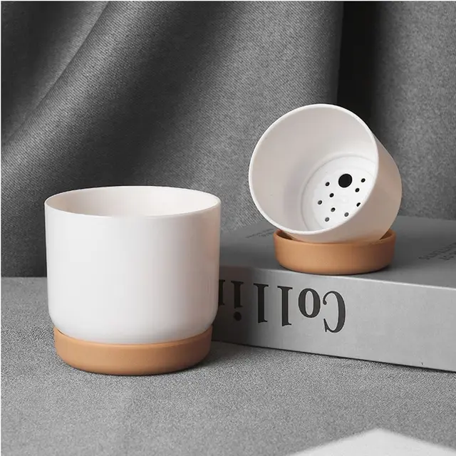 Automatic Self-Watering Plant Pot 2