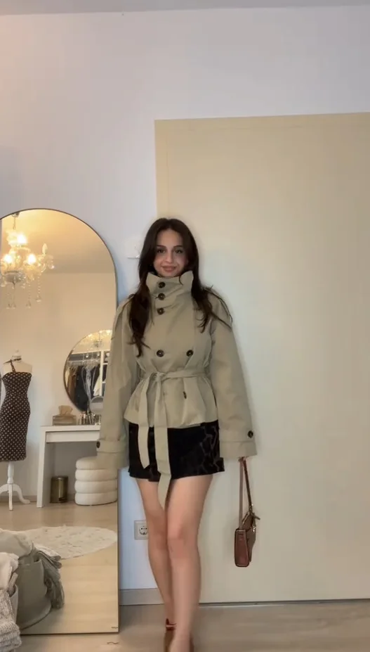 Autumn Chic Women's Double Breasted Cropped Trench Coat with Stand Collar
