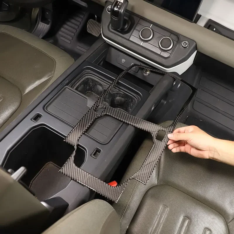 

Мягкая Автомобильная Центральная панель из углеродного волокна для Land Rover Defender 90 110 130 2020-24, защитная крышка рамы, отделочные наклейки, автомобильные аксессуары