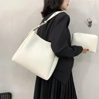 Fashion Leather Tote Bag for Women – 2025 Trend | Large Capacity Simple Shoulder Handbag & Purse for Daily, Work & Travel** - Image 4