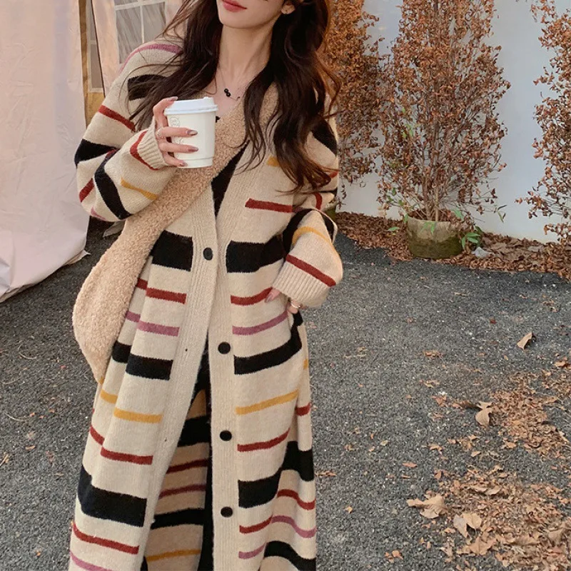 

Hot streetwear Ladies striped print long maxi knitted sweaters trench