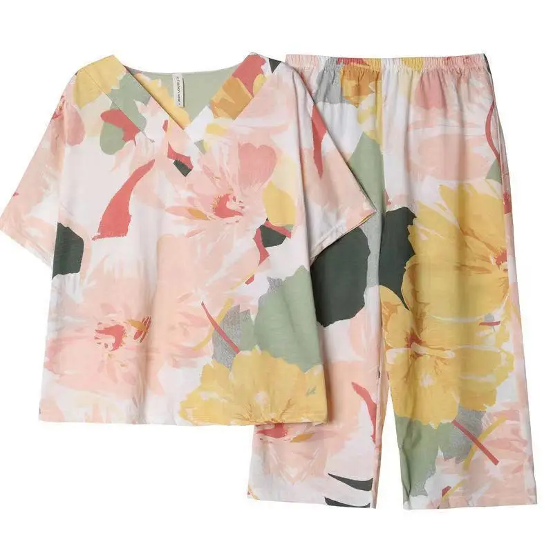 Elegant Fashion Harajuku Slim Fit Female Clothes Sets Loose Casual All Match Short Sleeve Tshirts Cropped Pants Two Piece Set
