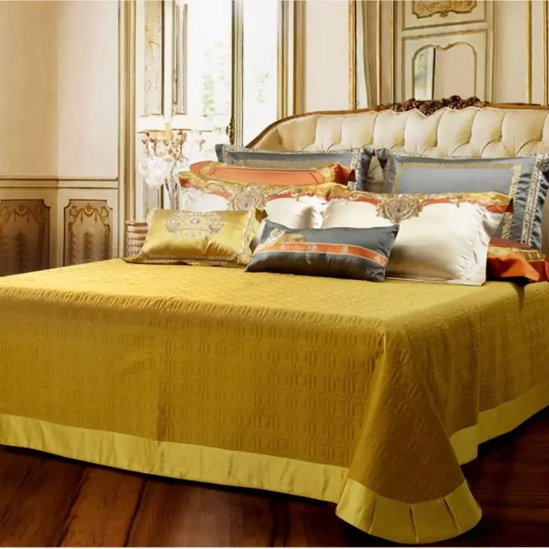 

Luxury Satin Bedding Set 6-piece Palace Embroidery High-precision Silk Cotton Villa Bedding Six-piece Set