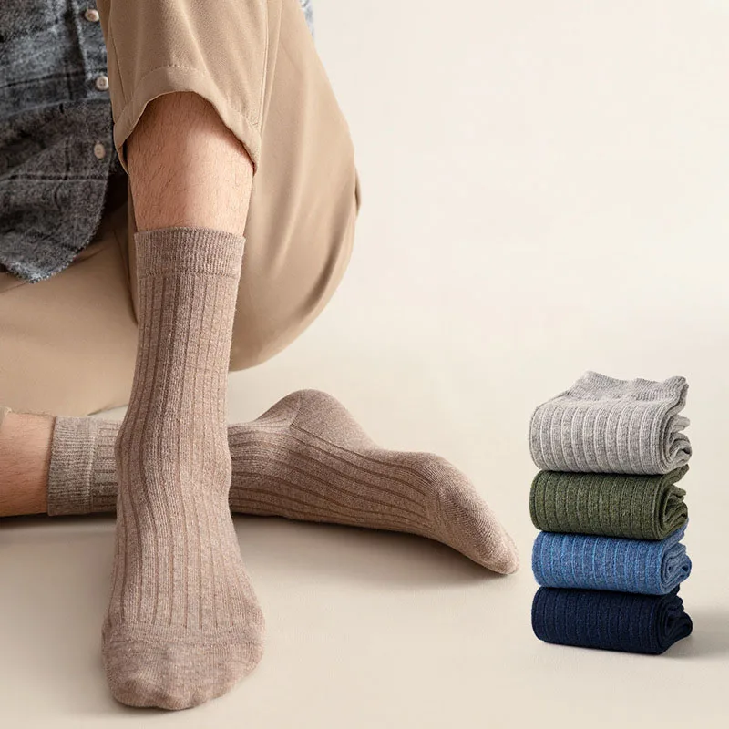

1 Pairs Autumn And Winter New Men Business Socks Solid Color Simple Thickened Warm Comfortable And Wear-resistant Socks
