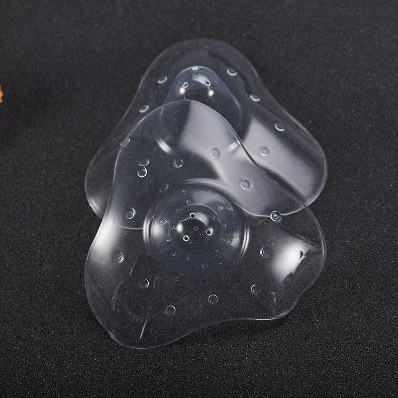 

2pcs Silicone Nipple Protectors Feeding Mothers Nipple Protection Cover Breastfeeding Mother Silicone Nipple With Carrying Case