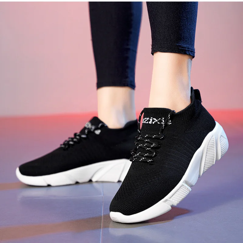 Large Size 35-47 New Running Shoes Men Women Couples Comfortable Soft Sports Shoes Running Shoes Tennis Breathable Casual Shoes