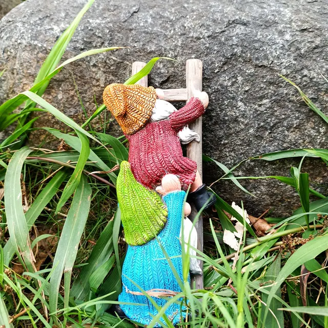 Törpék Hegymászó Lépcsők Kerti Dekoráció Elf Kültéri Fa Szobor Törpe Gnóm Udvar - Image 6