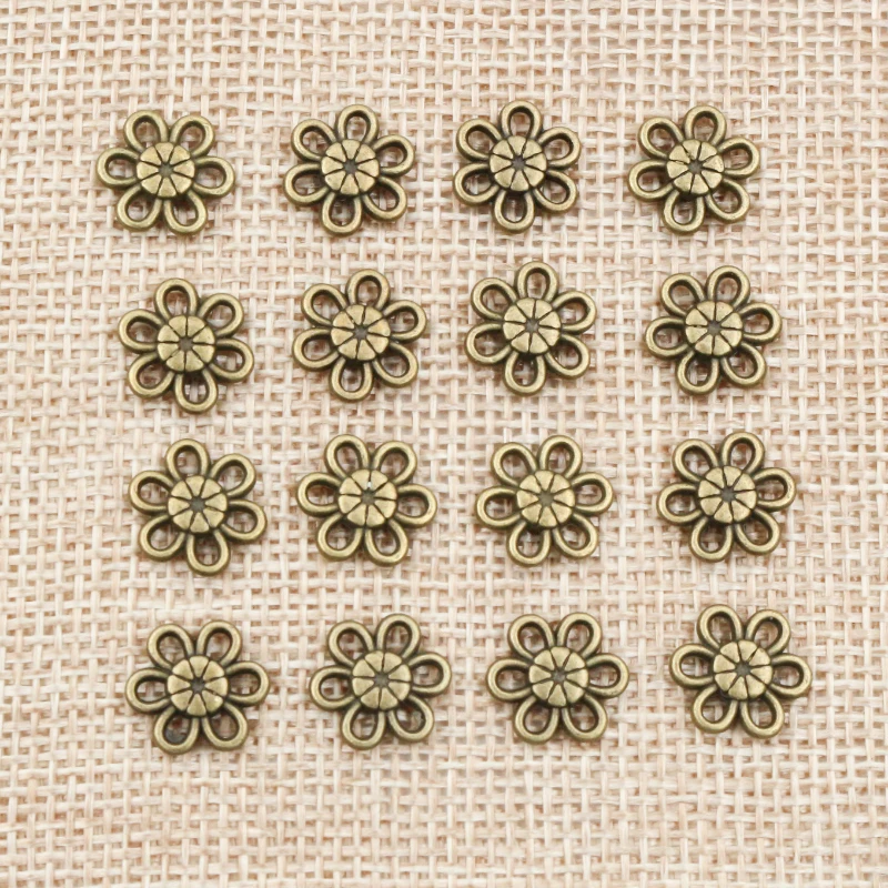 50pcs 11mm 골동품 청동 도금 꽃 스타일 커넥터 수제 부적 펜던트: 팔찌 목걸이 DIY