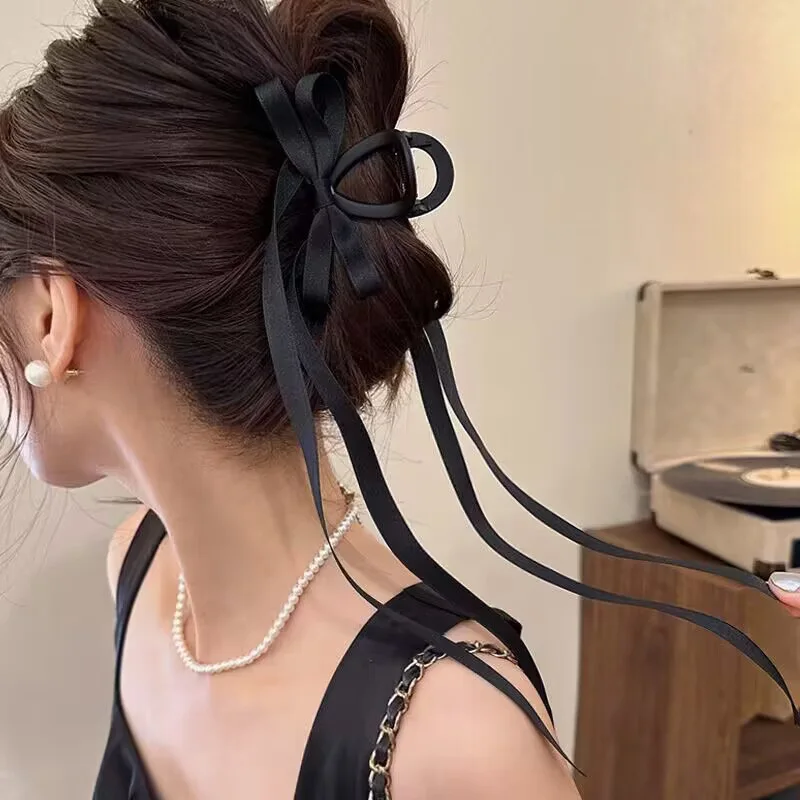 

TwinkLei Black Bow Ribbon Hair Claw Clips Elegant Hairpin Women Princess Headdress Fashion Grab Clip Female Hair Accessories