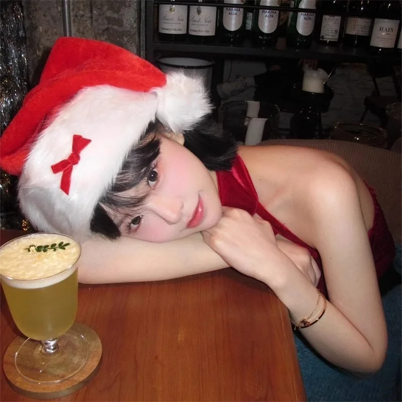 1/2pcsChristmas bow Christmas hat winter warmth New Year's red hat gift for girlfriend atmosphere decoration sweet Christmas hat