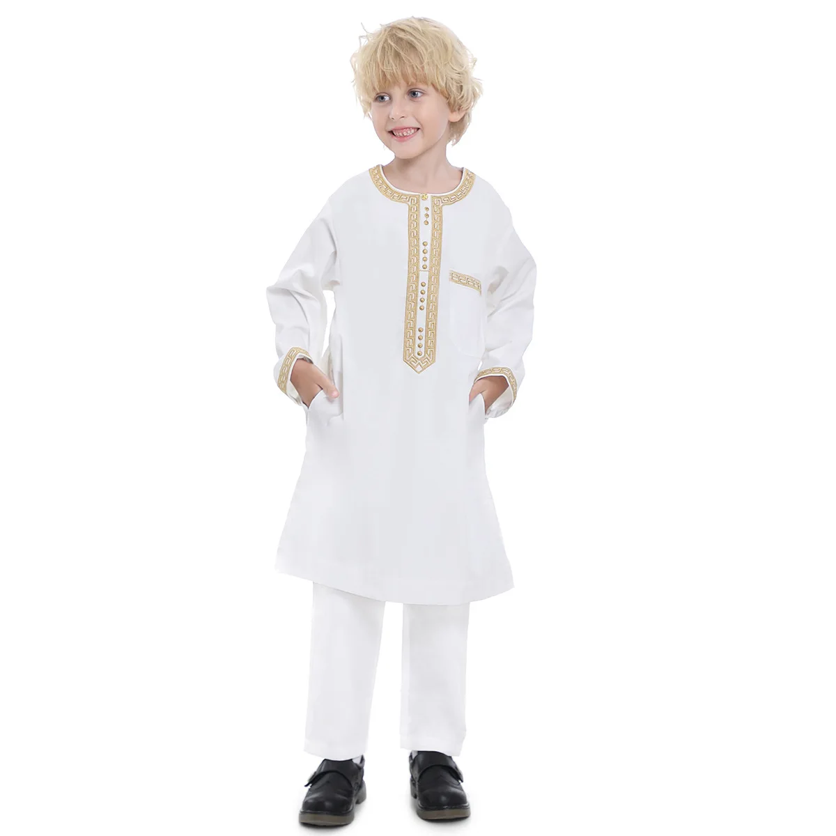Muslim Boys Islamic Round Collar Embroidered Button Long Sleeves Thobe and Pants Suit Arabic Children Ramadan Robe Caftan Set