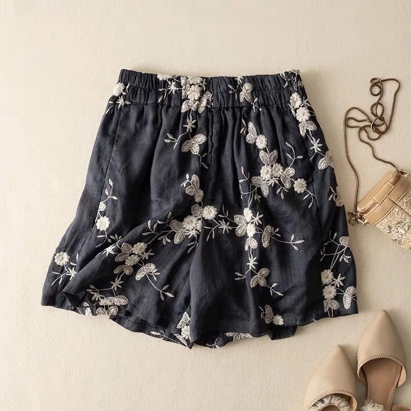 2024 Summer Women Vintage Ethnic Style Embroidery Cotton Linen Beach Shorts Female Casual High Waist Pockets Loose Short Pants