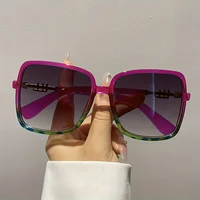 Retro Two-Tone Fashion Sunglasses 3