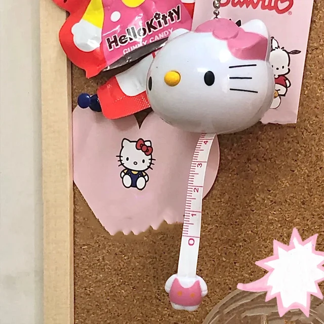 Hello Kitty Puha Vonalzó Karosszéria Mérő Aranyos Kulcs Medál Hátizsák Kétoldalas Behúzható Varró Szerszám Ajándék - Image 2