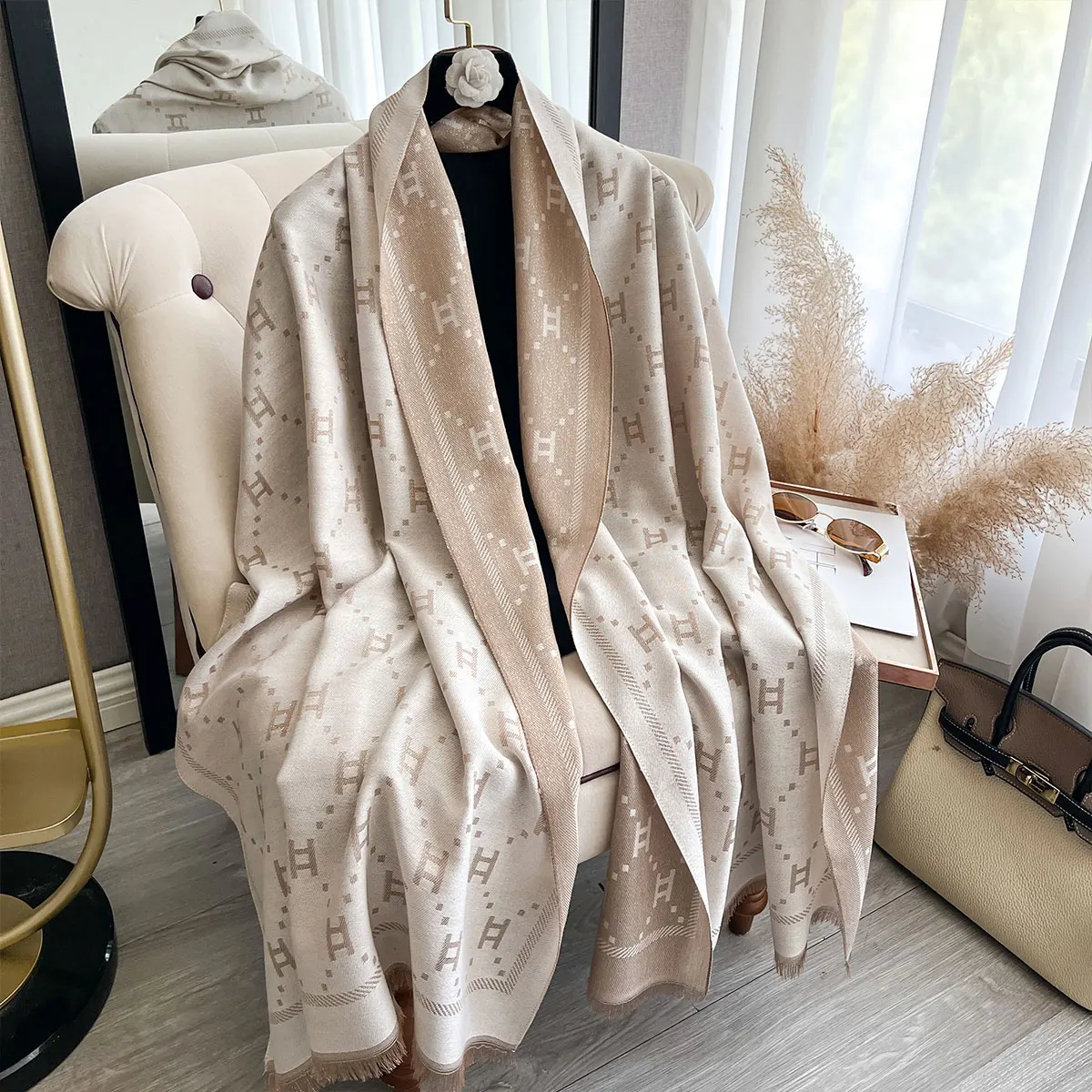 Ladies Muslim Print Hijab Golden Thread long Scarf Design Spring and Autumn Sun Protection Scarf Shawl Foulard Wrap Headscarf