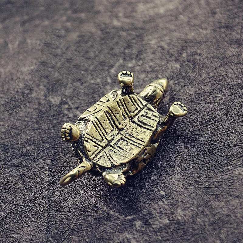 New Retro Brass Tortoise Ornament Statue Metal Animal Sculpture Home Office Decoration Ornament Tea Pet Crafts