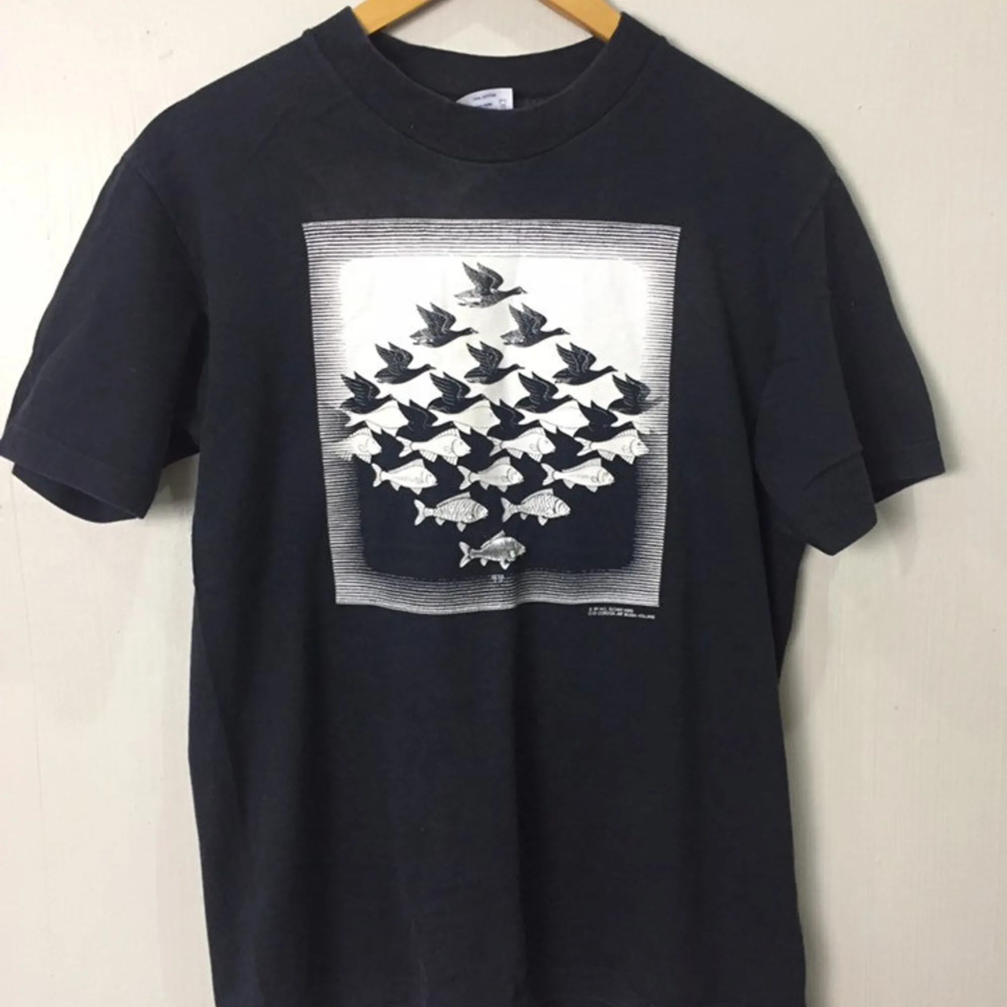Maglietta Vintage Anni '80 Mc Escher Art Di Medie Dimensioni Maniche Lunghe O Corte