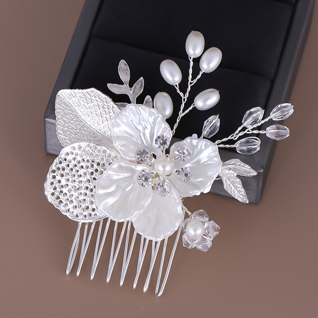 Elegant Crystal Bride Hair Comb Headwear Rhinestone Pearl Bridal Hair Clip Accessories Jewelry for Women Braiding Tool