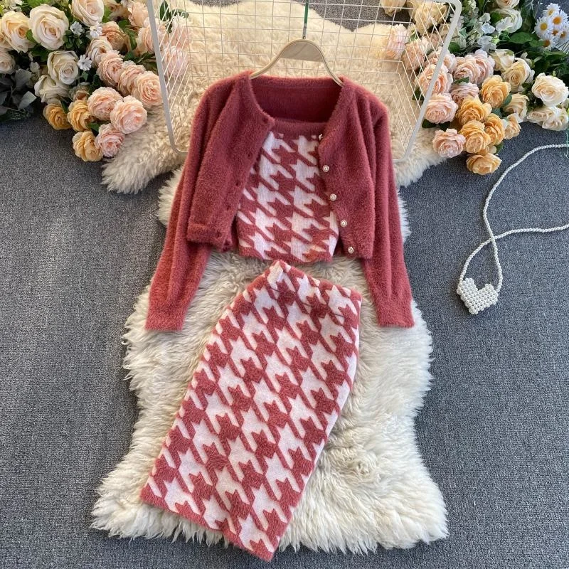 

Women Houndstooth Knitted 3 Pcs Set Mink Cardigan Sexy Strapless Crop Top High Waist Bodycon Mini Skirt Suits Fashion New 2022