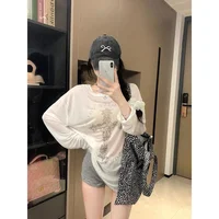 Ladies Summer Printed Long Sve T-irt White Lightweight Loose Fit Sun Protection irt Casual Commute Sle Korean Version