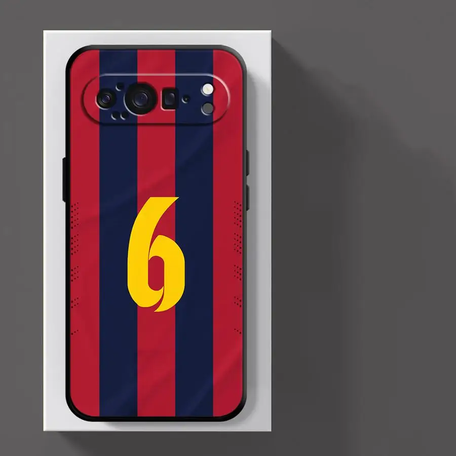 Football-Themed Phone Case - Stylish Protective  Cover