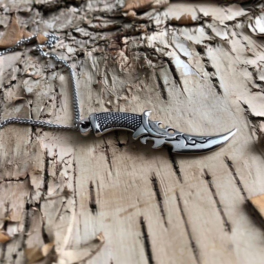 Knife Pendant Men Necklace Sword Pendant Necklace Men Collares De