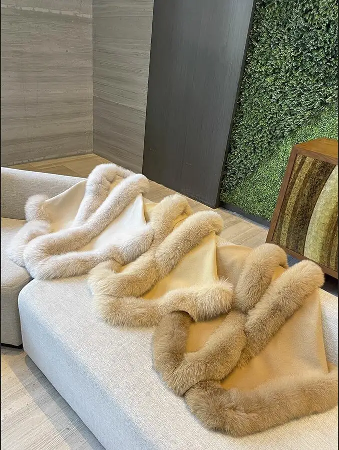 Neuer Umhang aus 100 % Wolle mit echtem Fuchspelzbesatz, dicker, warmer Poncho für Damen, Winter- und Herbstschal – Detail 12