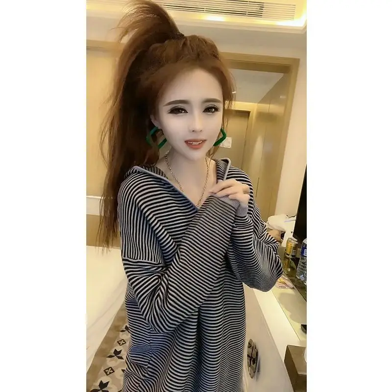 European Station Fashion Striped Knitwear Women's 2023 Autumn New Hooded Design Long Sleeve Loose Midi Sweater