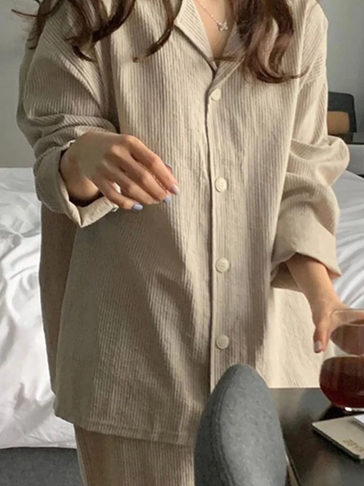 Fashion Stripe Long Sleeve Pajamas Women Single Breasted Buckle Turn Down Collar Home Wear Autumn Pajama Sets