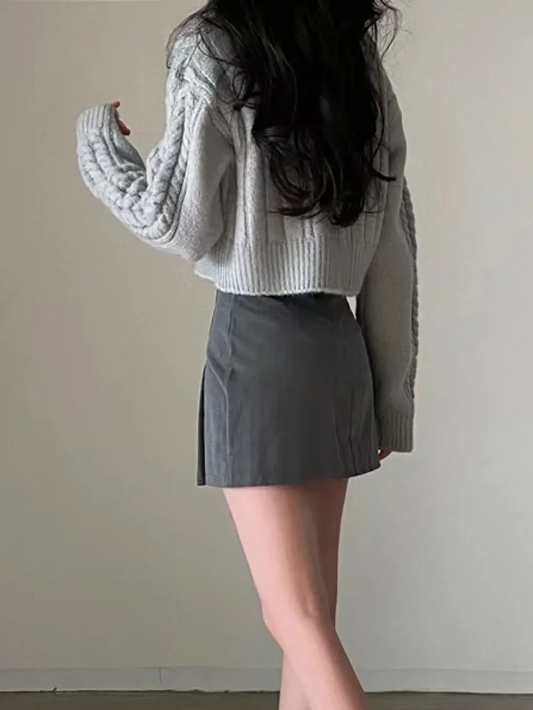 Autumn and Winter Fashion New Women's Long-sleeved Zipper Sweater Slim-fitting Elegant Lapel Top Knitwear