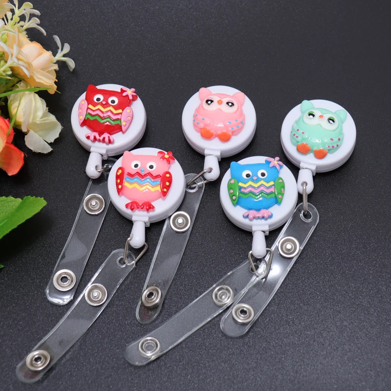 Cute Owl Animal Nurse Dentist Student Retractable Badge Reel Pull ID Card Badge Holder Belt Clip Hospital School Office Products cute owl animal nurse doctor retractable badge holder reel exhibition girl boy students id name chest card alligator clip