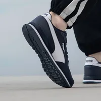 Chaussures de course basses en cuir PUMA, résistantes à l'usure et légères, identiques pour hommes et femmes, bleu foncé 384857-02 4