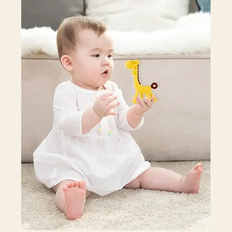 Silicone Teether for Baby Banana Shape Teethers Training Toothbrush BPA Free Safe Giraffe Shape Toddle Teether Chew Toys