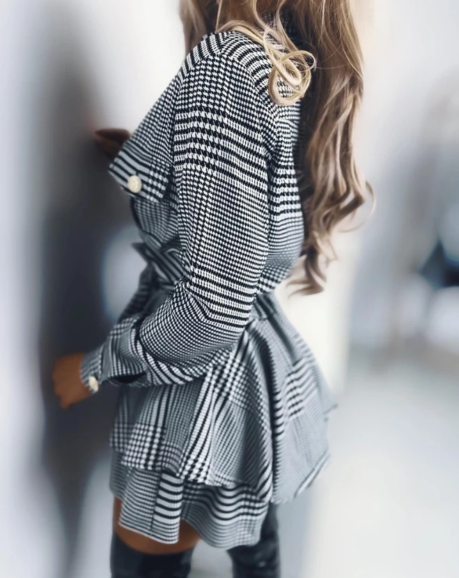 Jumpsuit Women 2023 Spring Fashion Houndstooth Print Pocket Button Design Casual Stand Collar Long Sleeve Tied Detail Romper