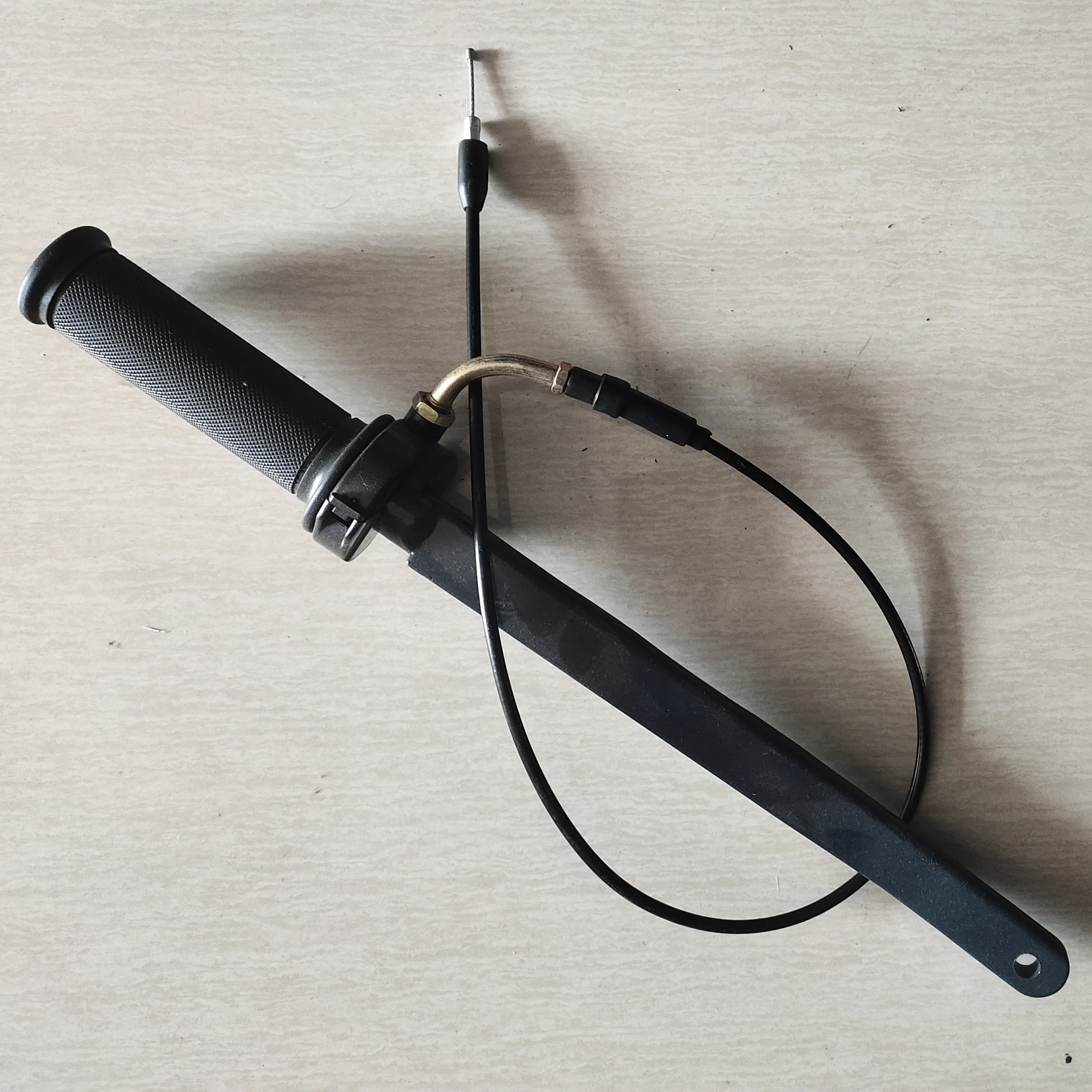 

Free Shipping Operating Handle With Throttle Cable For Hangkai 2 Stroke 3.5HP Boat Engine