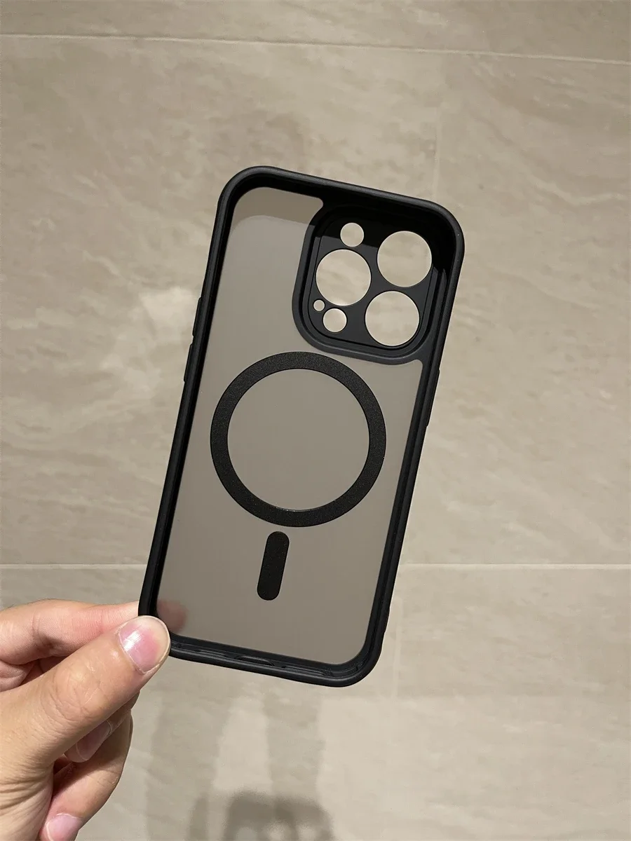 Sleek Magnetic Black Anti-Fall Phone Case with Built-in Car Charger Magnet and Bumper Protection