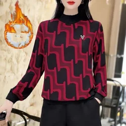 Autumn and Winter Lady Fashion Round Neck Geometric Patchwork Tops Commute Casual Contrast Color Sweatshirts Women's Clothing