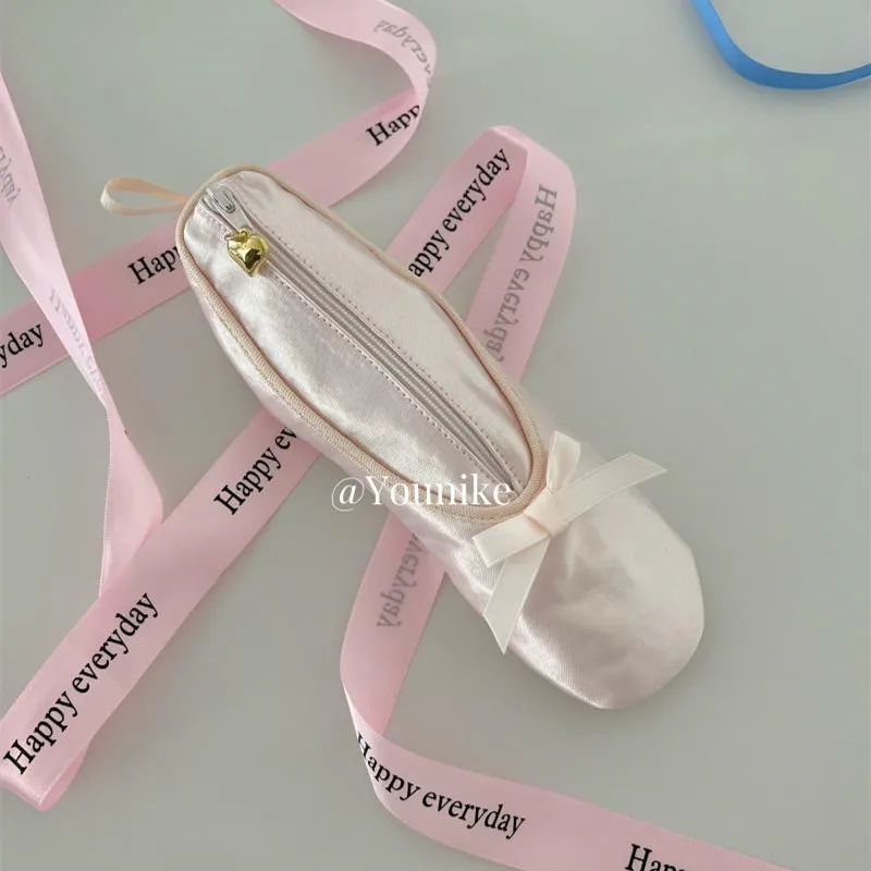 Sweet French Girl Heart Pink Ballet Shoe Styling Student Pen Bag
