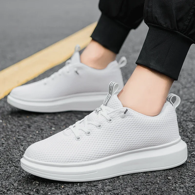 

BKQU 2024 Comfortable Men Sneakers Casual Shoes Breathable Leisure Male Footwear Knit Walking Sport Athletic