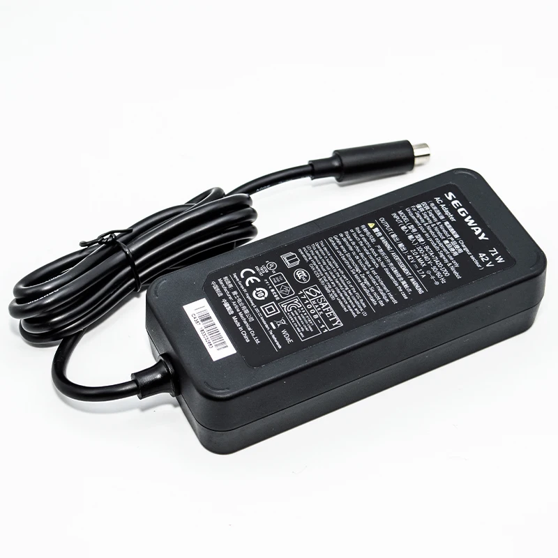 Chargeur Universel Hoverboard Chargeur Universel 42V/36V 2A Pour Trotinette Électrique - 6 Connecteurs, Compatible Xiaomi M365/Pro 42V 2A Universel