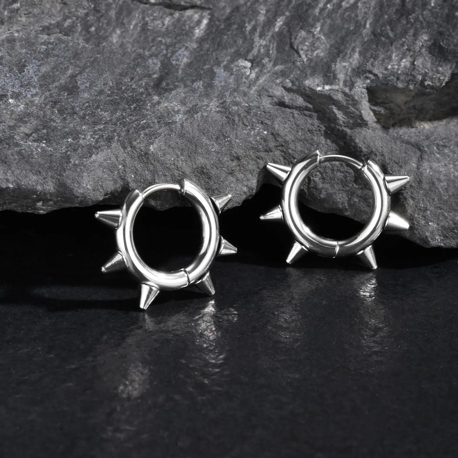 Flongo Orecchini a cerchio in oro unisex: cuore a forma di stella rettangolare in acciaio inox, piccoli orecchini a cerchio Huggie geometrici, ipoallergenici, per uomo e donna, argento nero, Acciaio