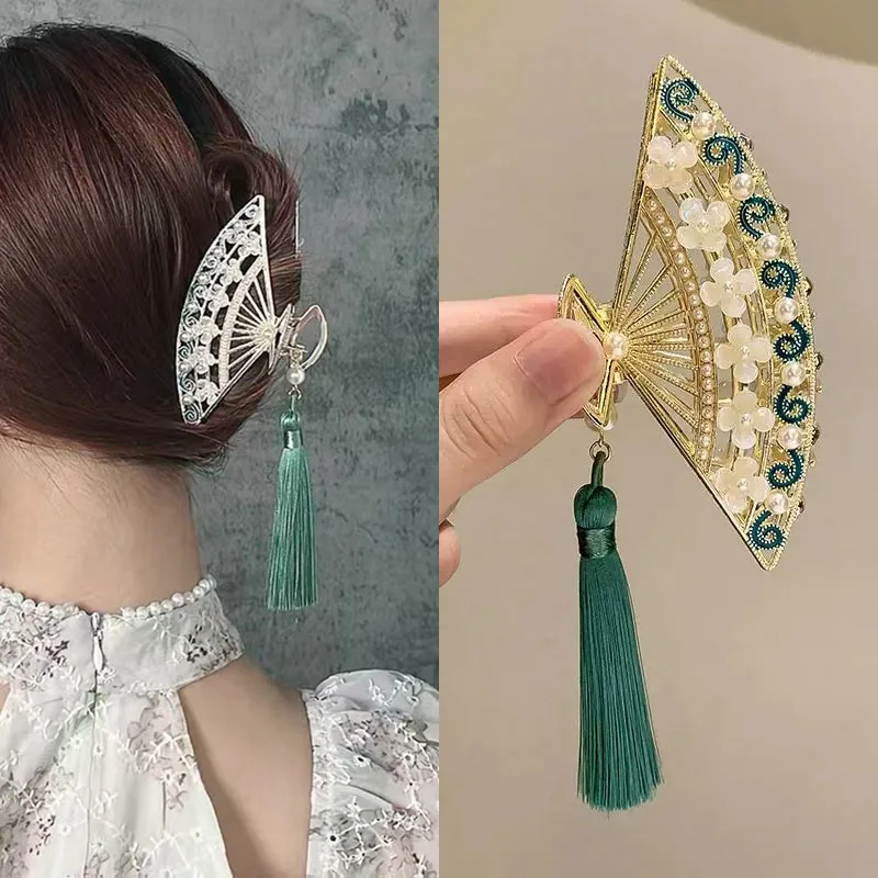 The Journey of a Legendary Landscape Painting Antique Tassel Fan Clamping Hanfu Headwear Hair Ornament