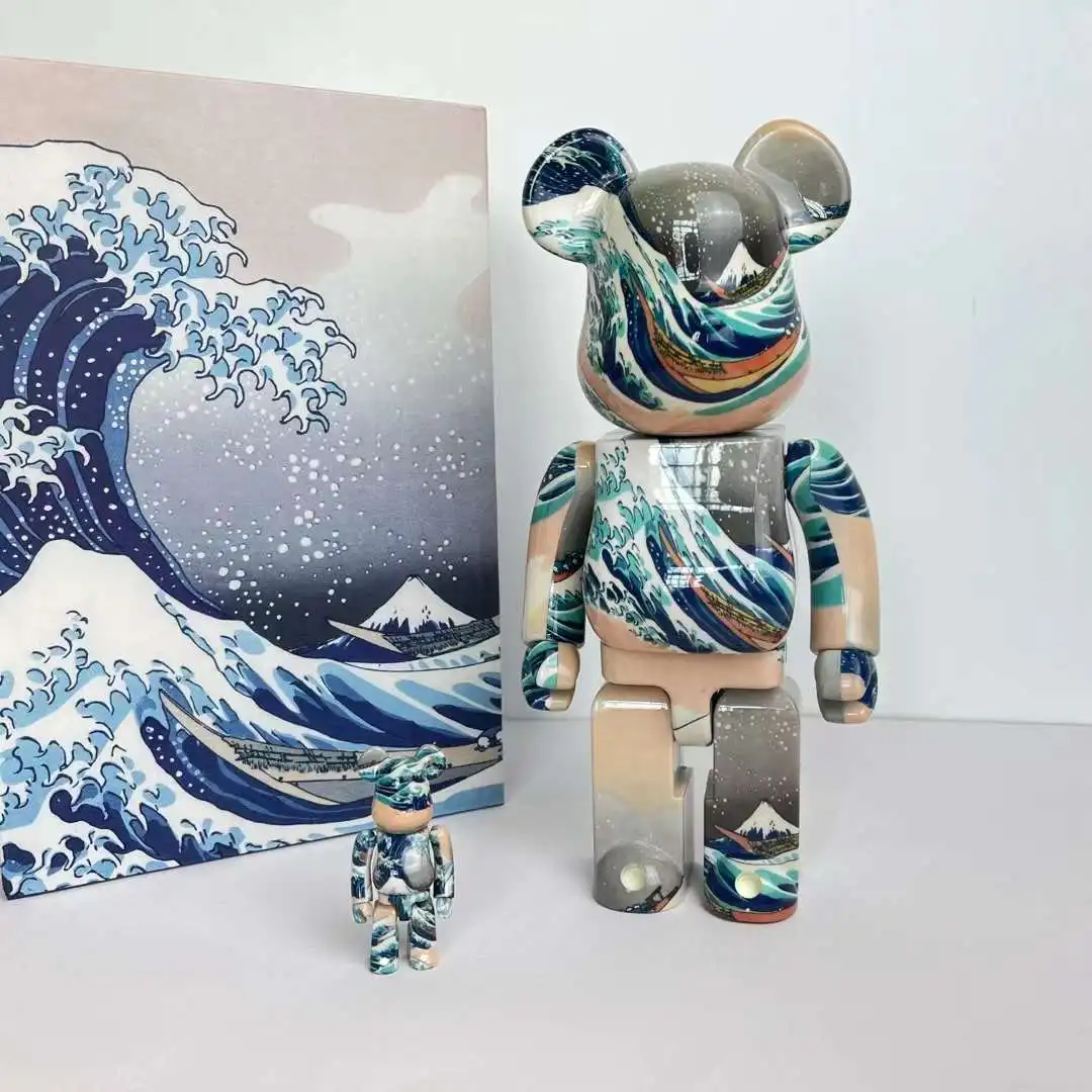 

Bearbrick Kanagawa Surf 400% + 100% полосы на лодке в волнах куклы на лодке четко видны 28 см и 7 см