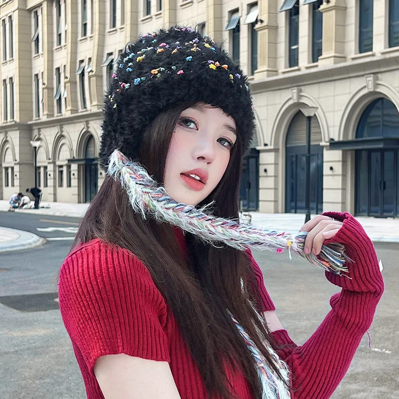 Winter Knitted Women's Hats Lock Temperature Warm Girls Caps Skin-friendly Soft Big Head Woolen Beanie Clothing Accessories