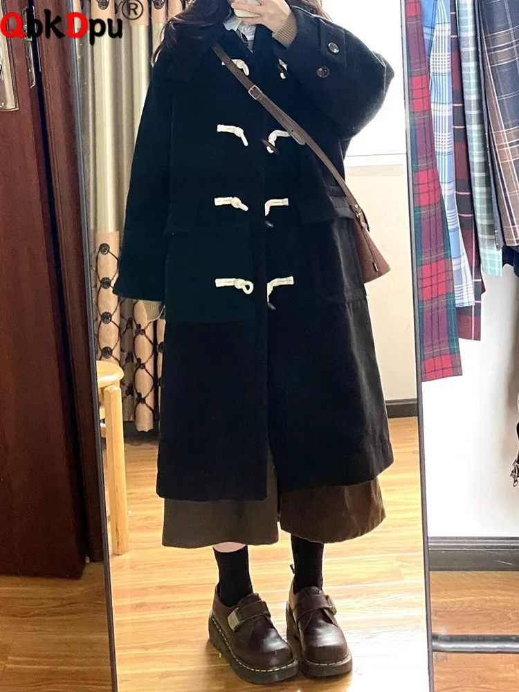 

Шерстяное пальто средней длины в стиле преппи, зимнее Новое Свободное пальто с пуговицами-рогами, Корейская Толстая Женская теплая верхняя одежда с отложным воротником