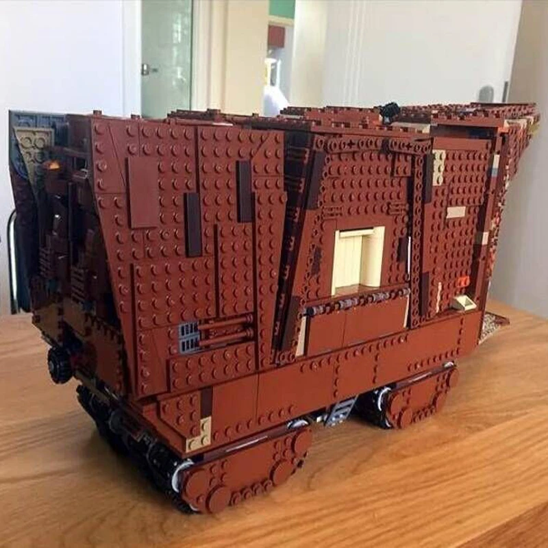 

Famous Movie Scene desert city Blocks Children's Toy Sandcrawler Model Christmas Building Blocks MOC-75059 Educational Toys Gift