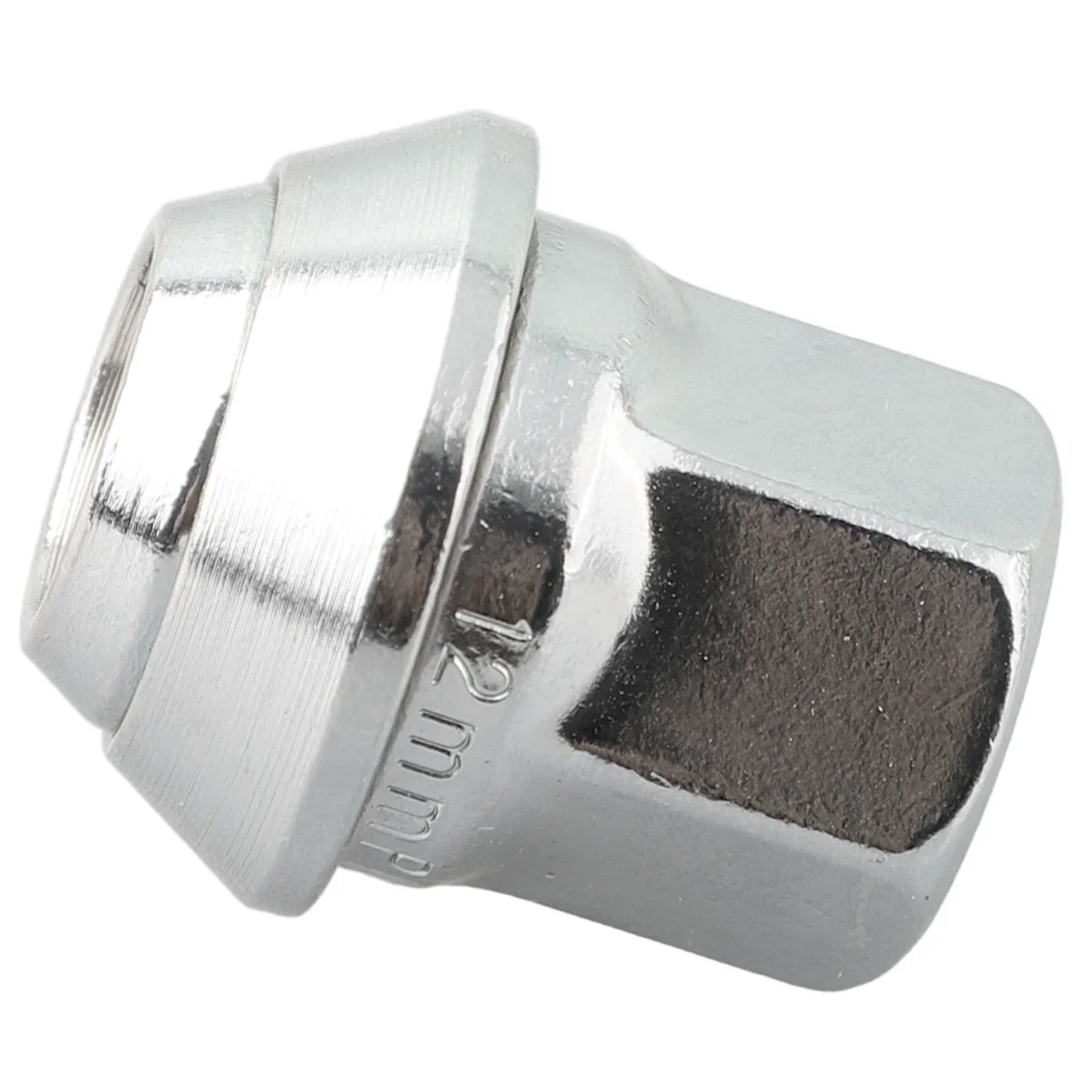 Set Of 20 Silver Alloy Wheel Lug Nuts For Volvo C30, C40, C70, S40, V40, V50 - M12x1.5 Thread, Made In Italy